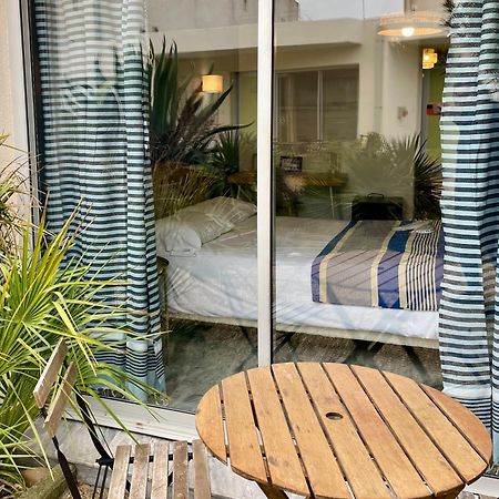 Amerique Hotel Palavas - Piscine - Plage エクステリア 写真