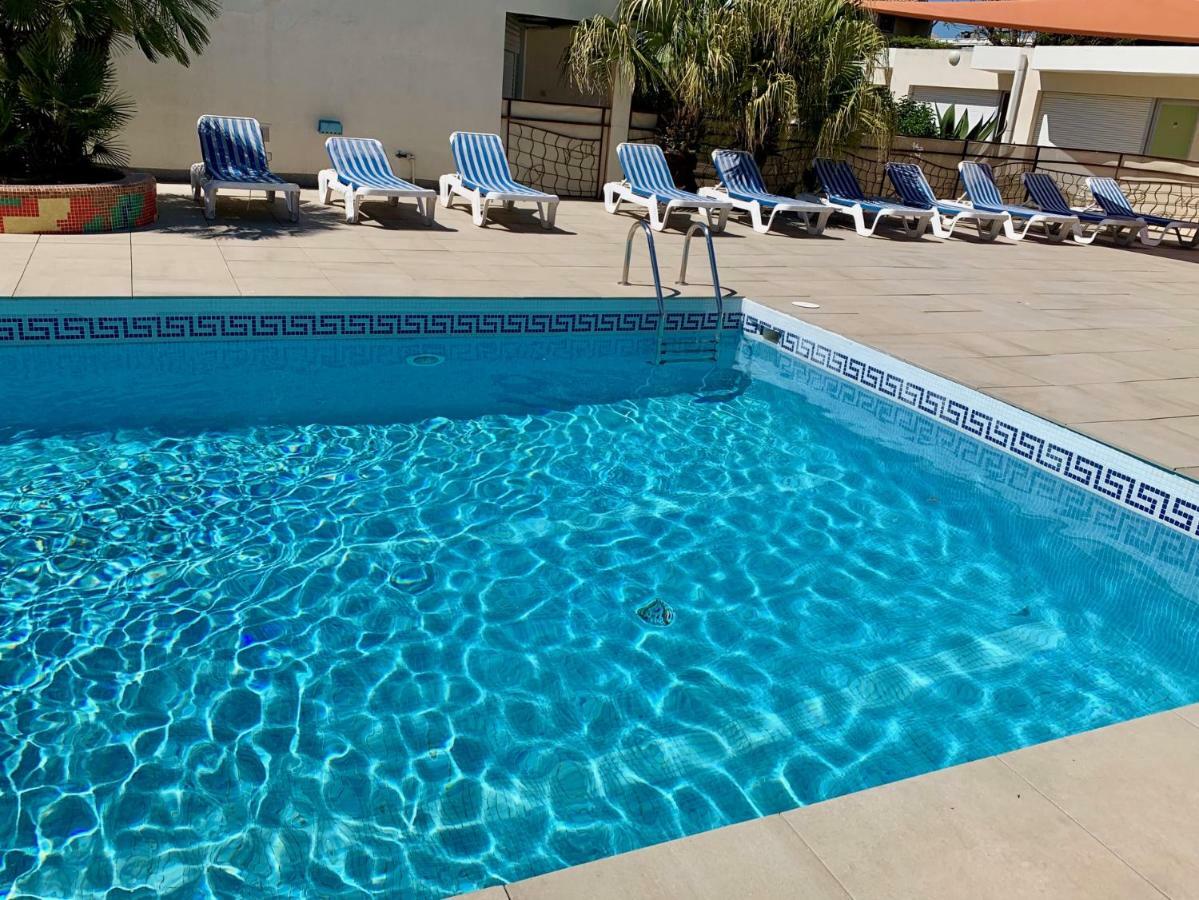 Amerique Hotel Palavas - Piscine - Plage エクステリア 写真